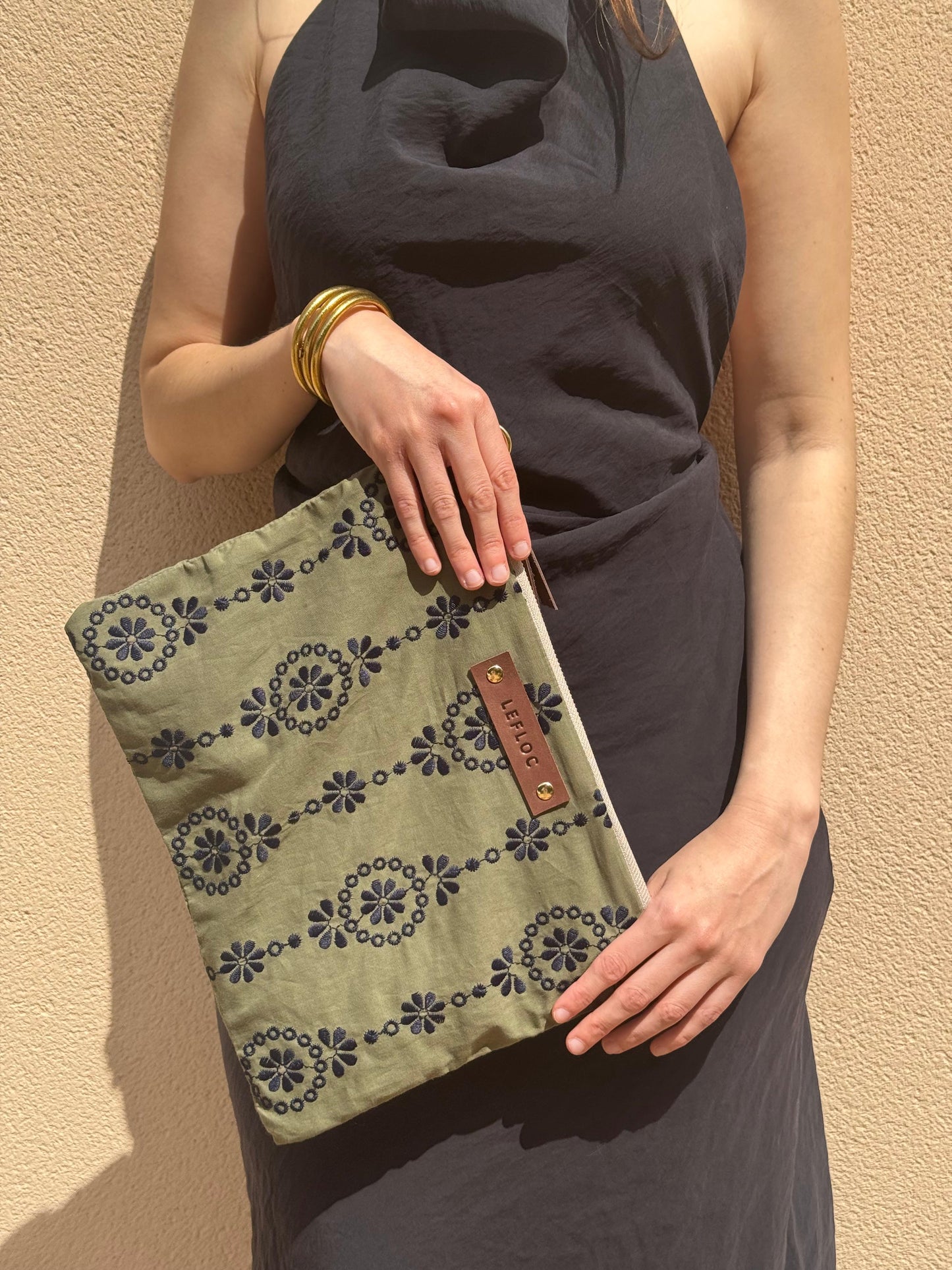 Bolso Nares verde bordado