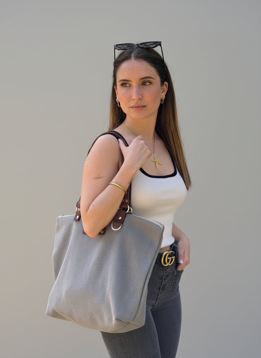 Bolso Paula gris trama