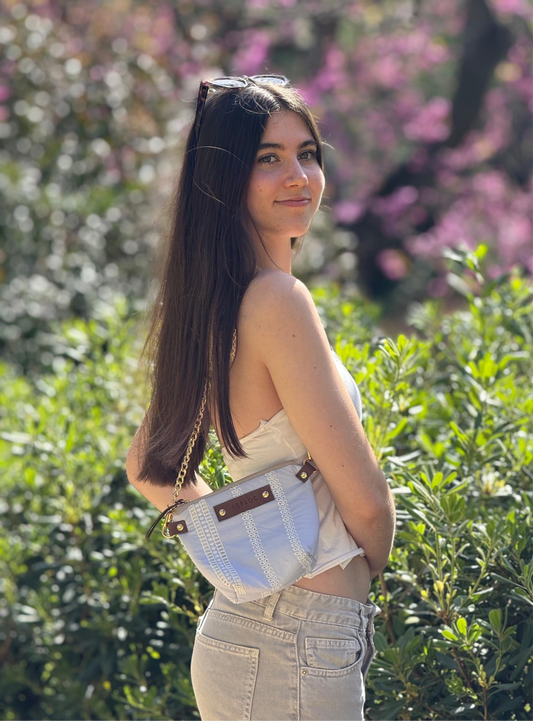 Bolso Lilbag azul bordado