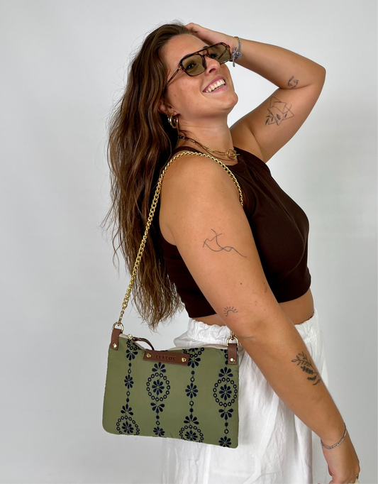 Bolso Lili verde bordado