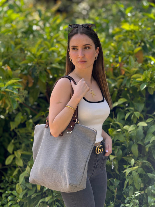 Bolso Paula gris trama