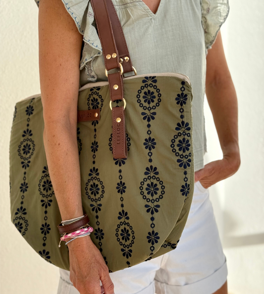 Bolso Paula verde bordado