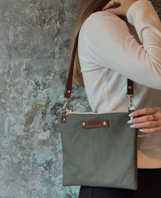 Bolso Lili verde impermeable